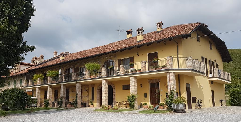 Cascina Rocca Agriturismo B&B La Morra Extérieur photo